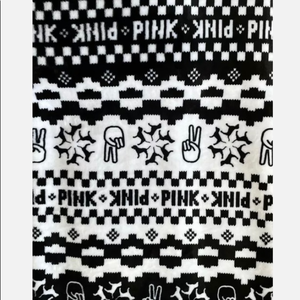 Victoria’s Secret PINK Fair Isle Black and White Sherpa Throw Blanket